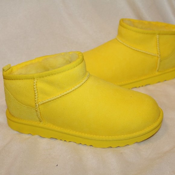 NIB UGG YOUTH 4 5 6 WOMEN'S 6 7 8 9 10 11 ULTRAMINI SUEDE SHEARLING ANKEL BOOTS - Picture 3 of 8